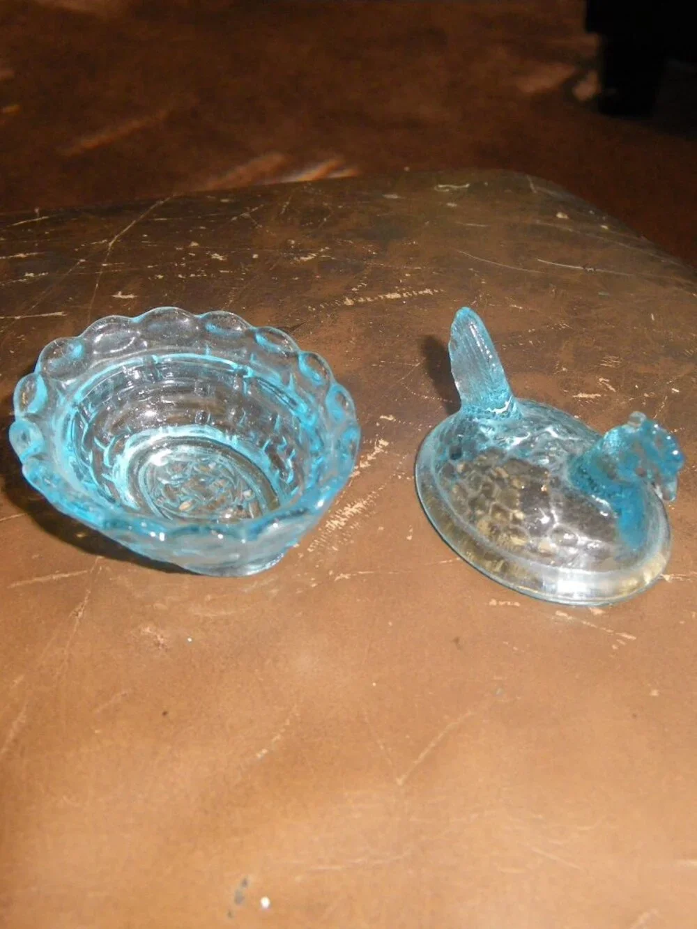 Vintage Small Blue Glass Jewelry Trinket Ring Box Hen on Basket